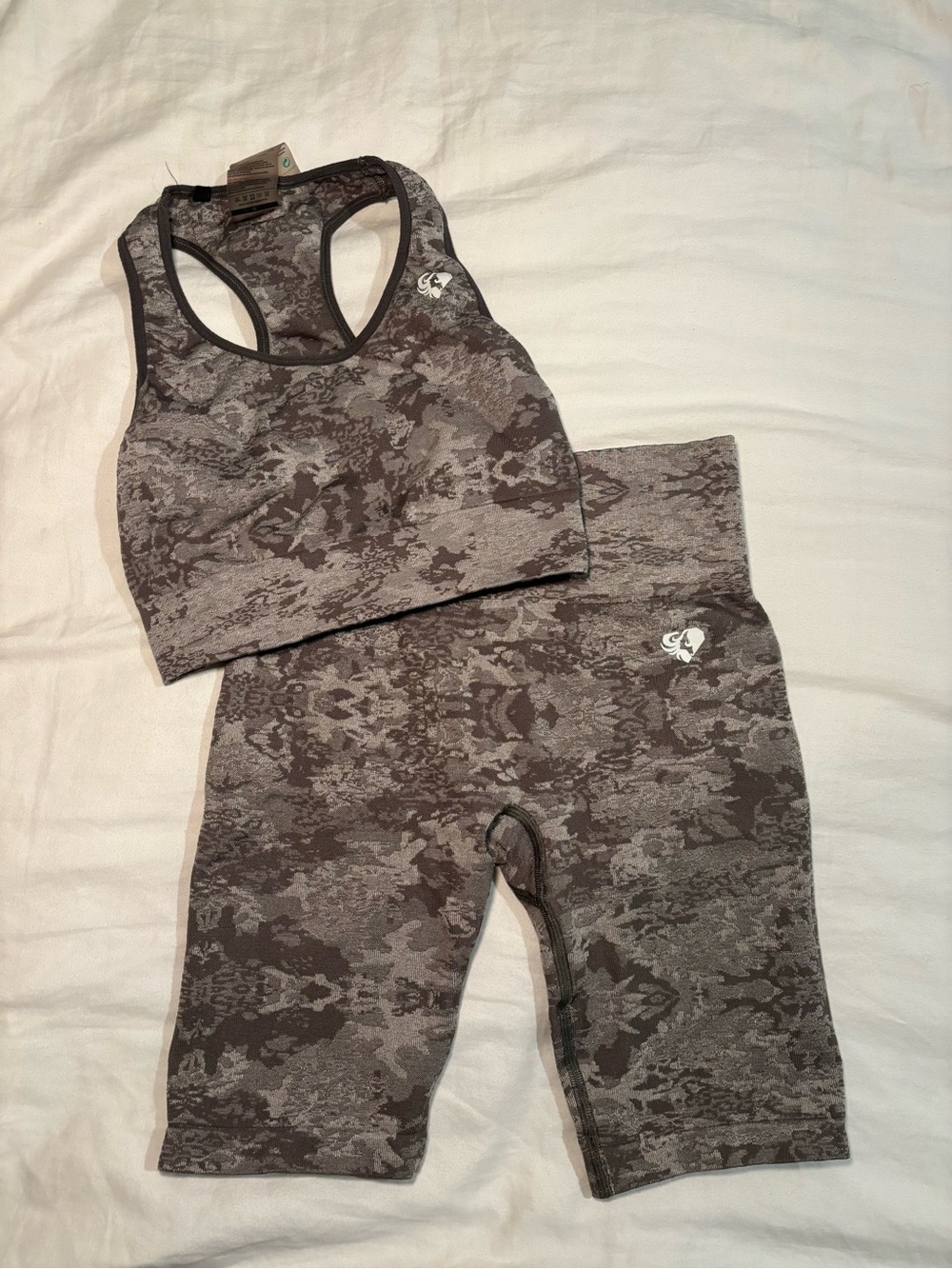 Women’s Best Camo Set